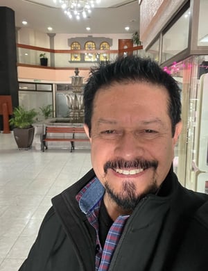 This is the Avatar Image for the Woody (Español Latino) (Carlos Segundo) AI Voice and Text to Speech Generator